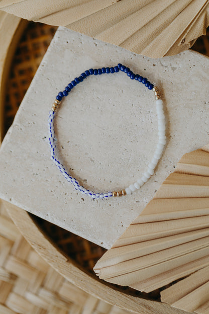 two-tone glass bead bracelet blue &amp;amp; cream