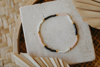 two-tone glass bead bracelet blue &amp;amp; cream
