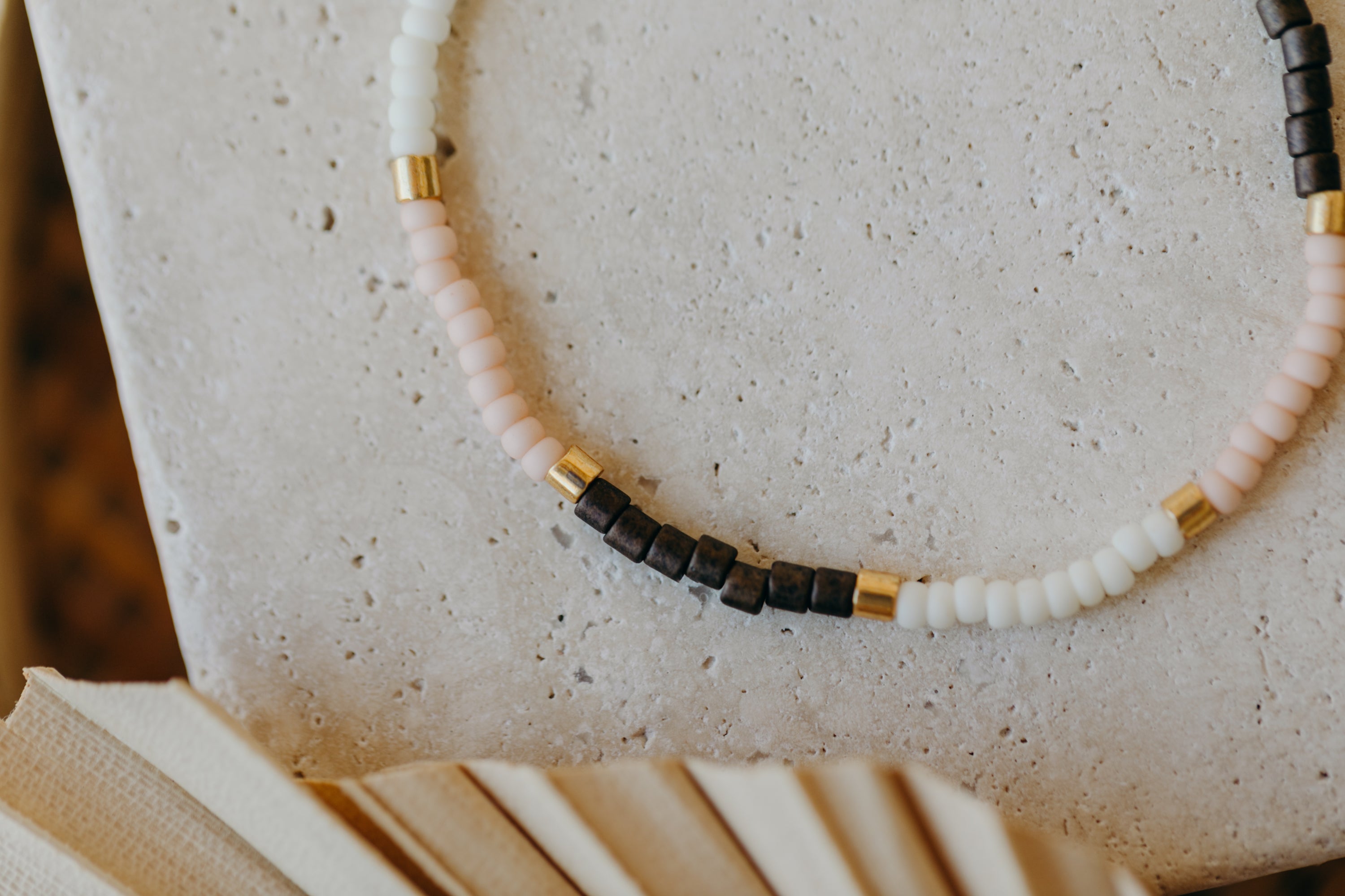 KRETA - buntes Glasperlenarmband 004