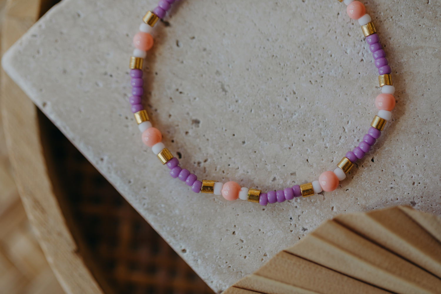 SAINT TROPEZ - buntes Glasperlenarmband 001