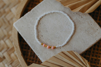 two-tone glass bead bracelet blue &amp;amp; cream