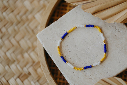 two-tone glass bead bracelet blue &amp;amp; cream