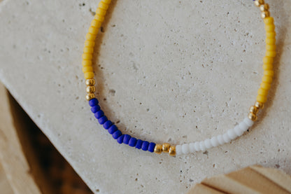 two-tone glass bead bracelet blue &amp;amp; cream