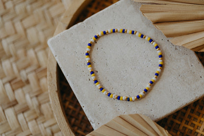 two-tone glass bead bracelet blue &amp;amp; cream