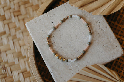 two-tone glass bead bracelet blue &amp;amp; cream