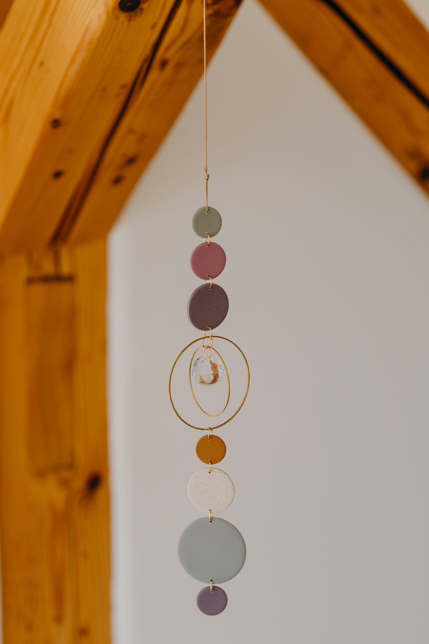 Sonnenfänger 004 mit Punkten in mint, lila, cognac und kalk