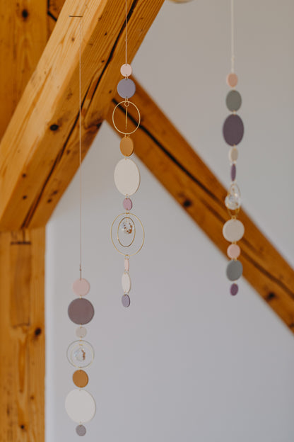 Sonnenfänger 002 mit Punkten in rosa, lila, cognac und kalk