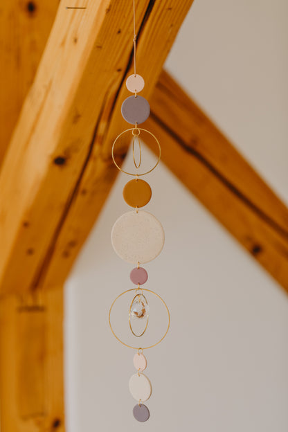 Sonnenfänger 002 mit Punkten in rosa, lila, cognac und kalk