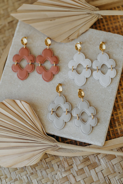 NALEEN - große Boho Ohrringe in hellem Terrakotta