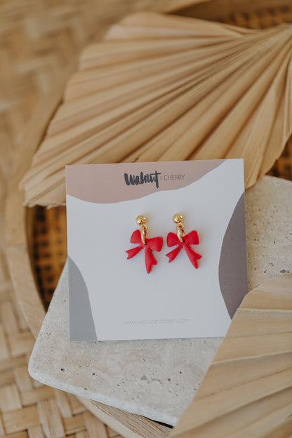 NELLIE - kleine rote Schleifen Ohrringe
