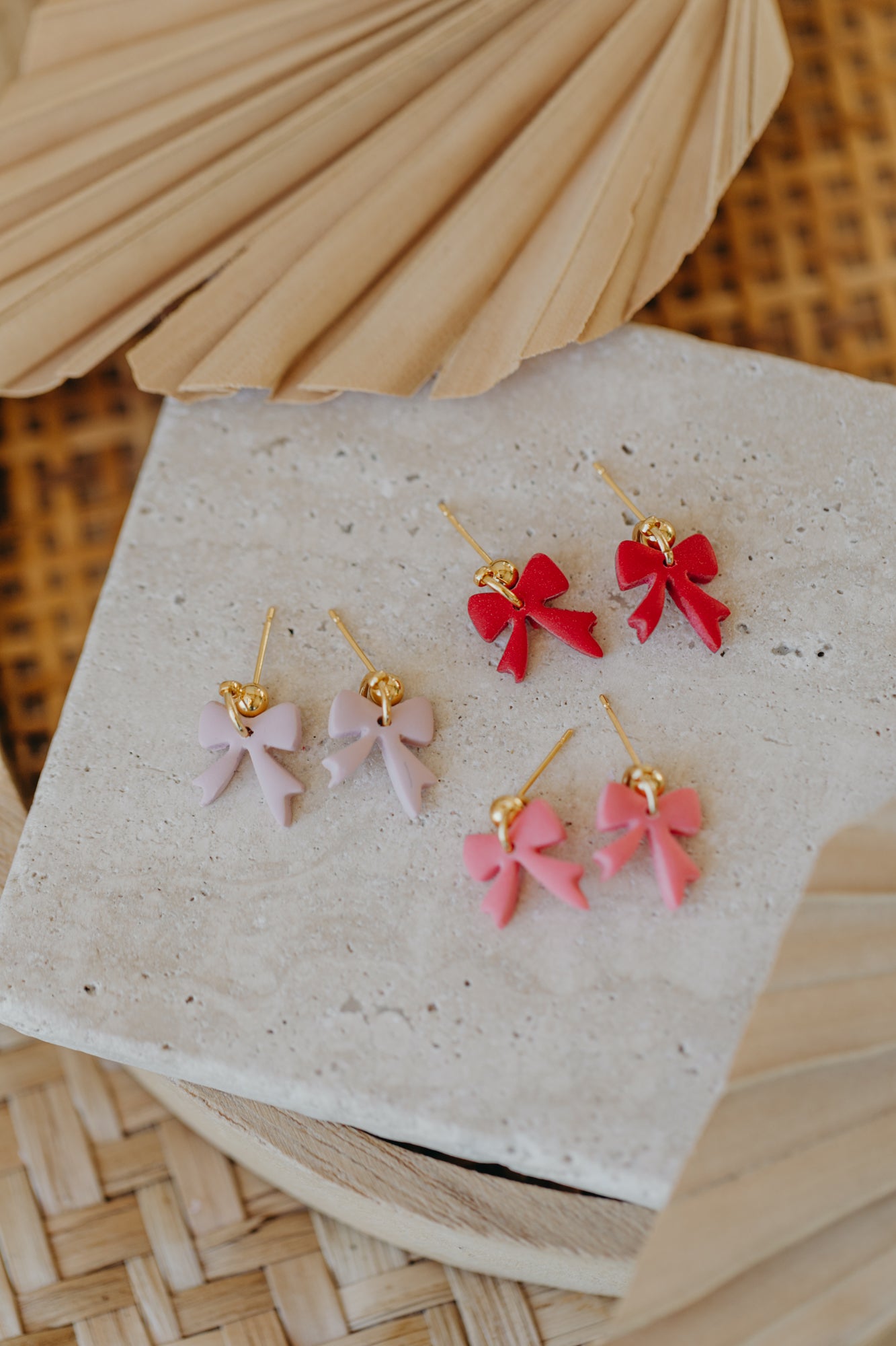 NELLIE - kleine pinke Schleifen Ohrringe