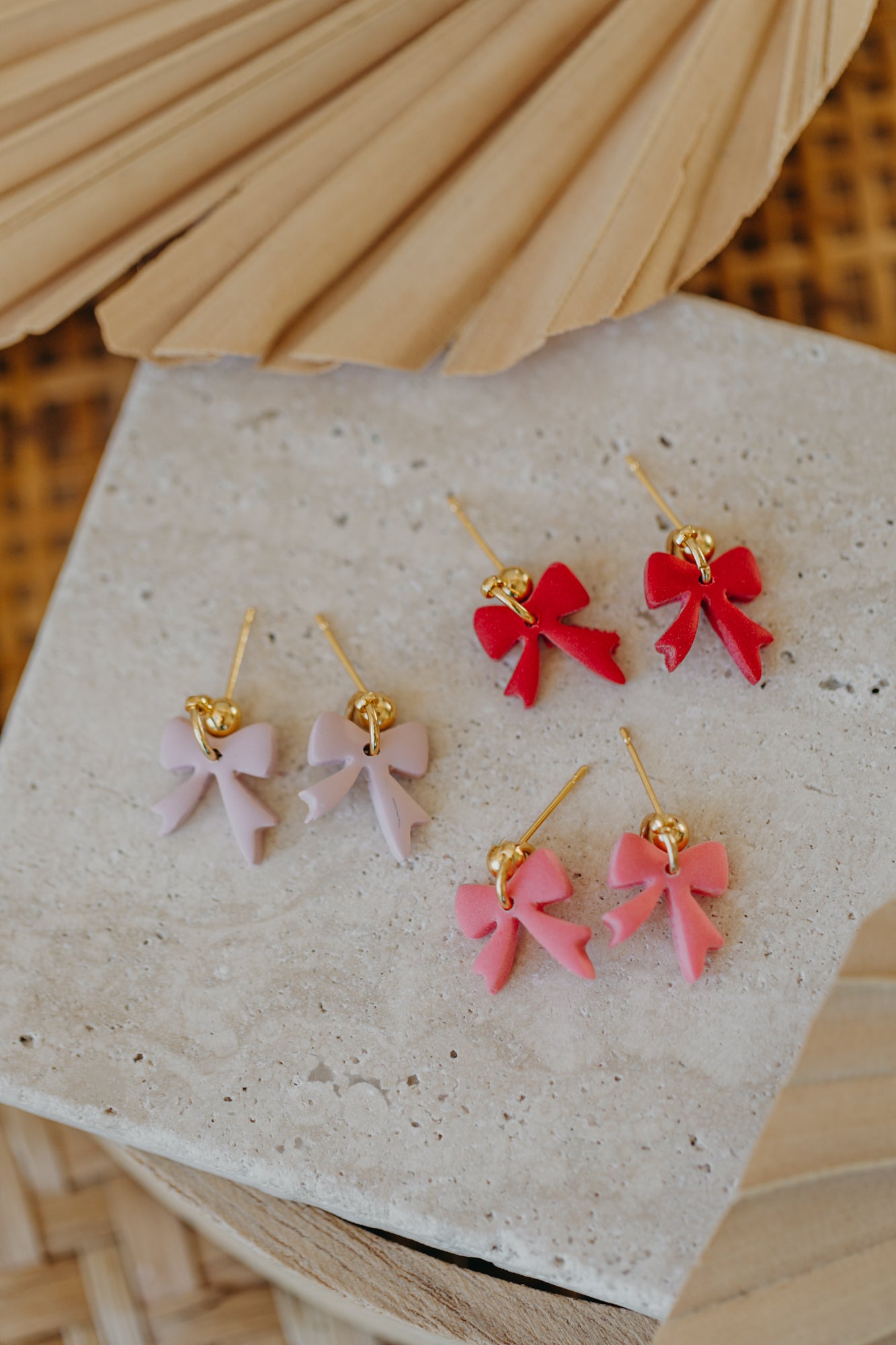 NELLIE - kleine pinke Schleifen Ohrringe