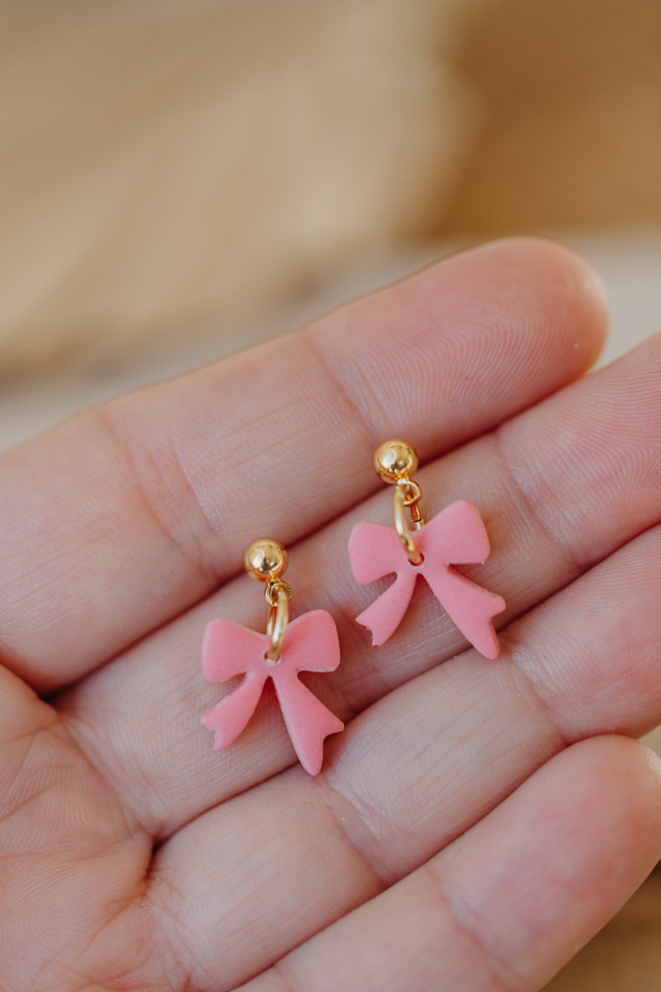 NELLIE - kleine pinke Schleifen Ohrringe