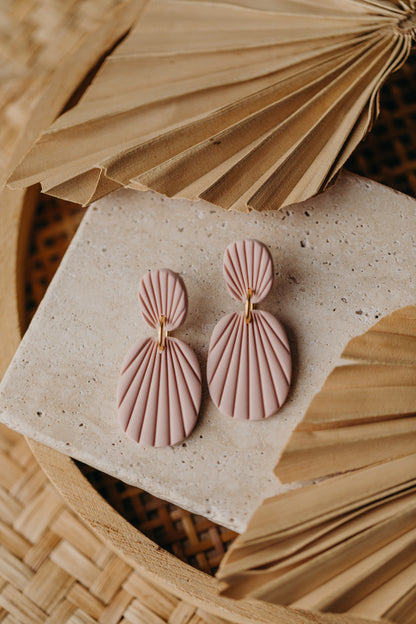 OLIVIA - rosa ovale Polymer Ton Ohrringe mit Streifen