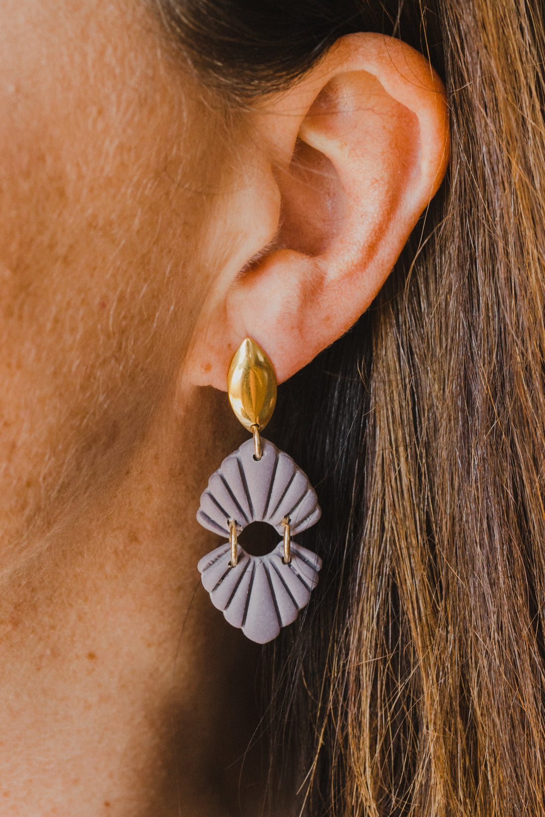 MARJA - small drop earrings gold