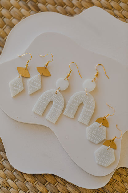 MARJA - small drop earrings gold