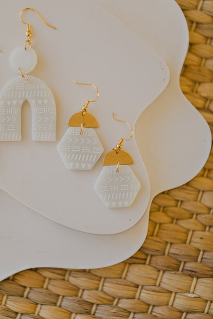 MARJA - small drop earrings gold