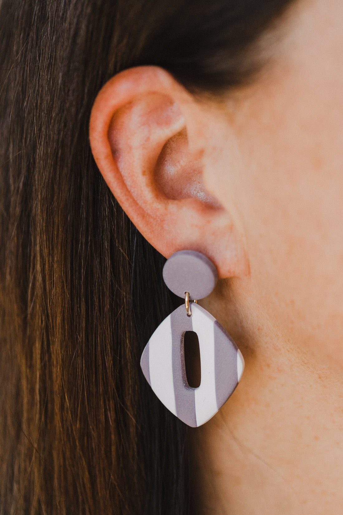 DANA - gestreifte Ohrringe aus Polymer Ton