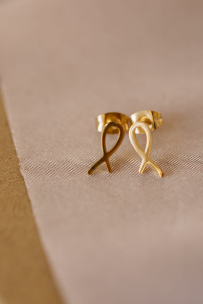 stud earrings elongated bow