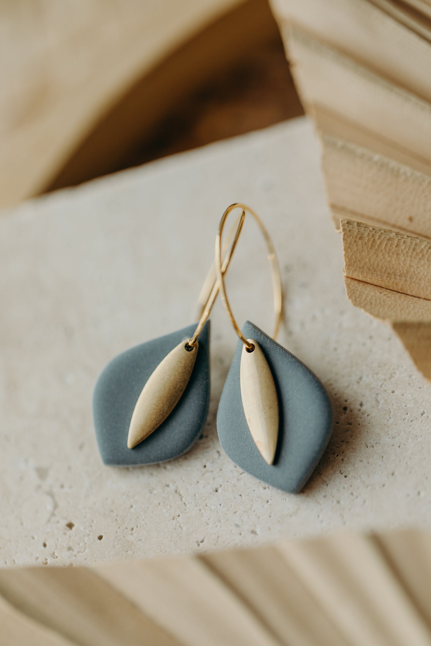 PIA - Hoop earrings with drop polymer clay and brass pendant