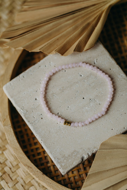 two-tone glass bead bracelet blue &amp;amp; cream