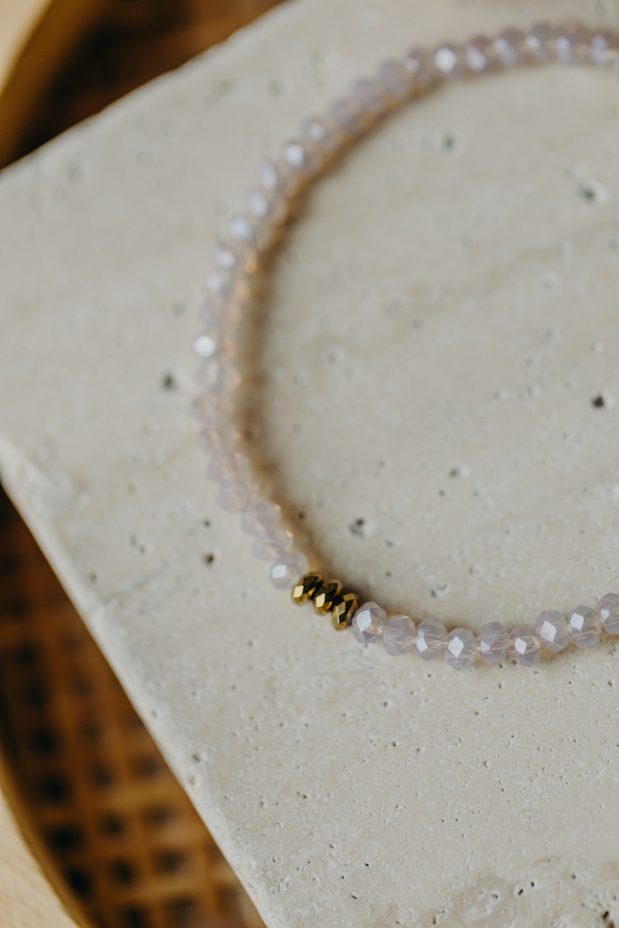 two-tone glass bead bracelet blue &amp;amp; cream