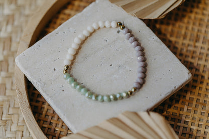 two-tone glass bead bracelet blue &amp;amp; cream