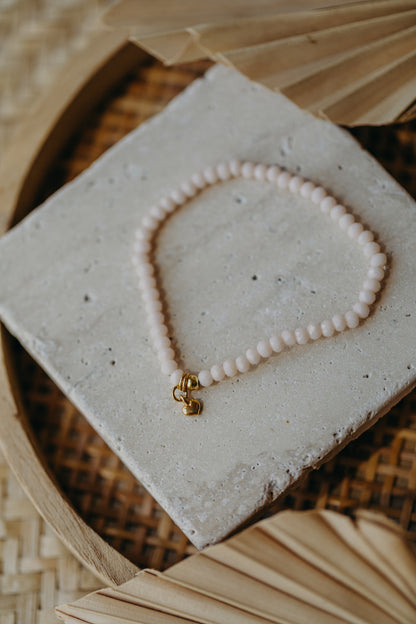 two-tone glass bead bracelet blue &amp;amp; cream