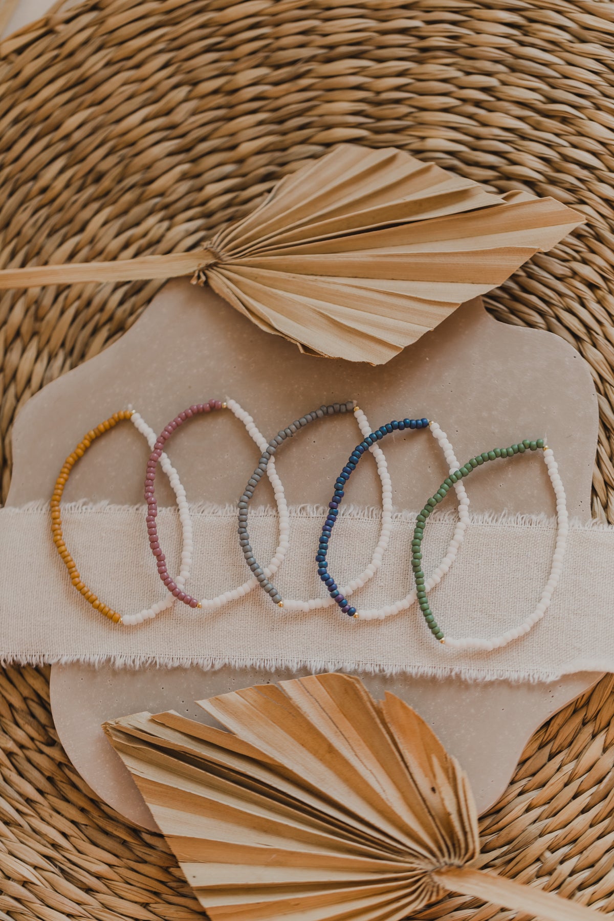 buntes Glasperlenarmband