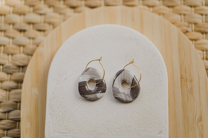 MARJA - small drop earrings gold