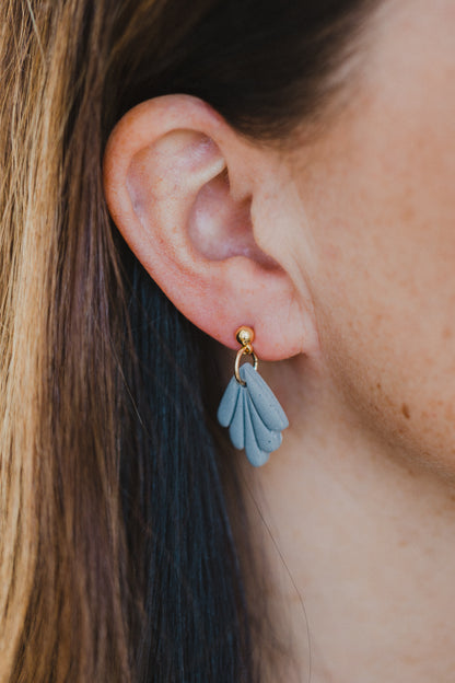 MARJA - small drop earrings gold