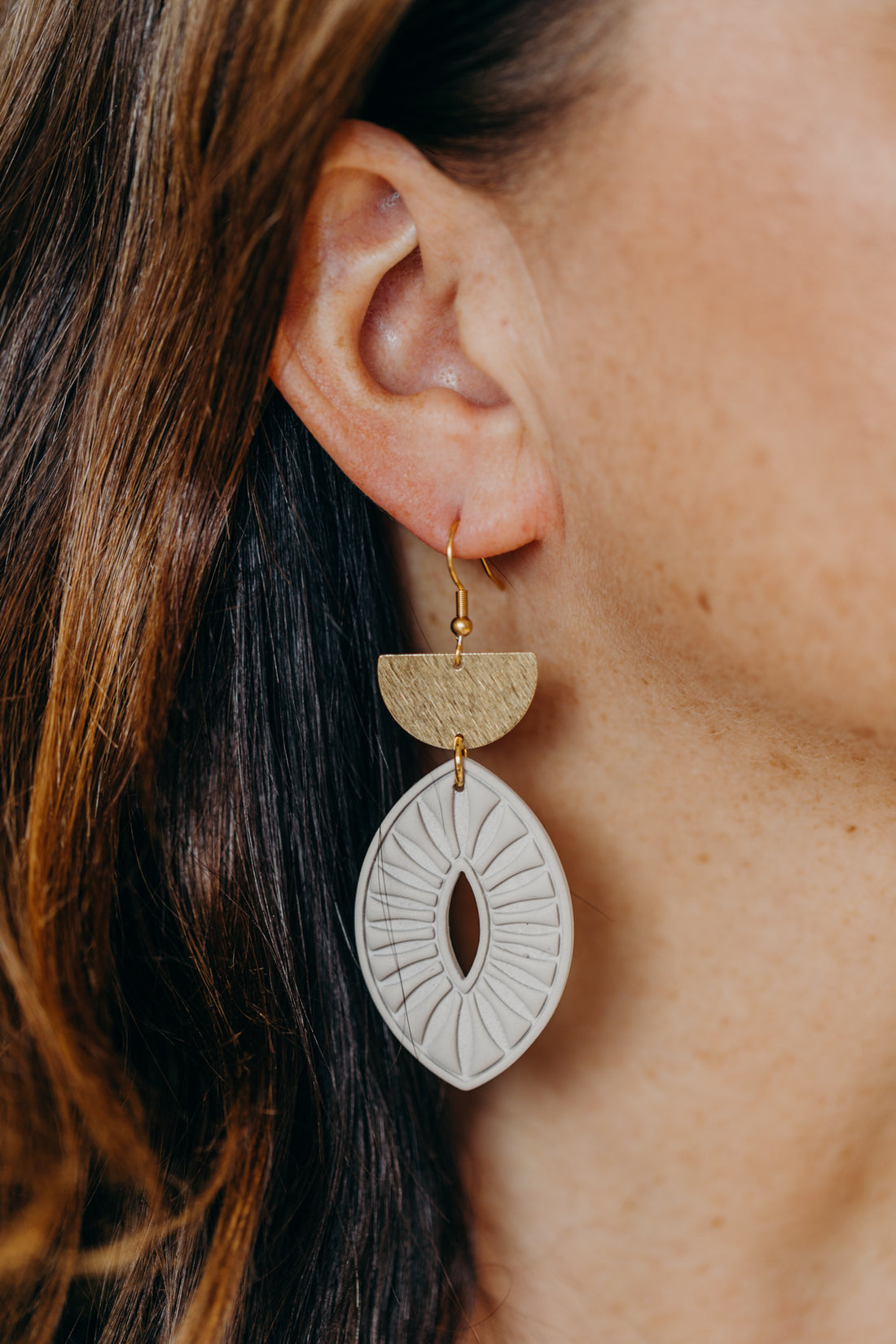 MILIE - helle große Statement Ohrringe