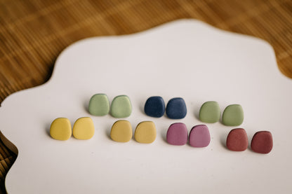 NANO - Eckige Ohrstecker aus Polymer Ton