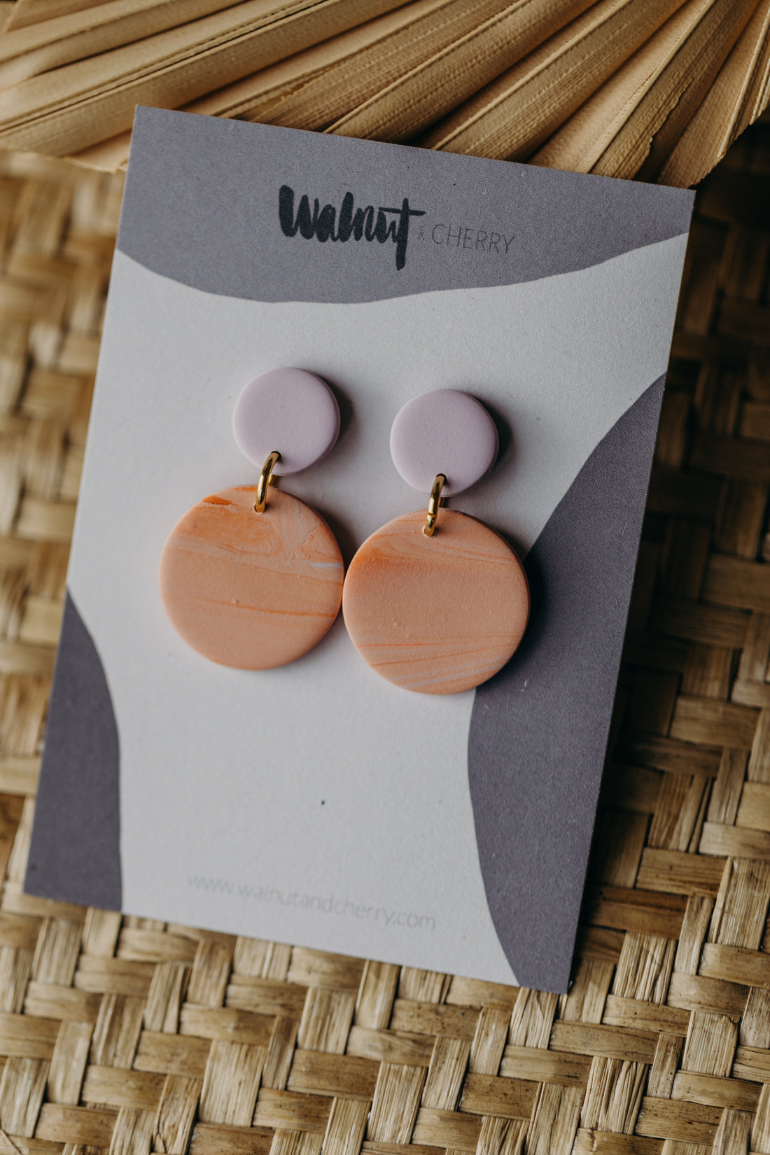 BELLA - runde Ohrringe aus Polymer Ton in Peach, Orange und Hellem Lila