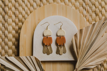 MARJA - small drop earrings gold