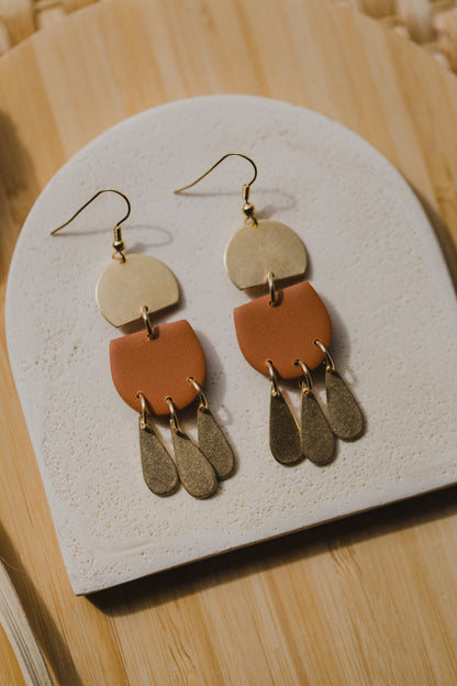 MARJA - small drop earrings gold