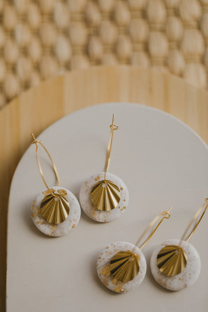 NABA - Creole mit weißem Anhänger aus Polymer Ton &amp; Messing