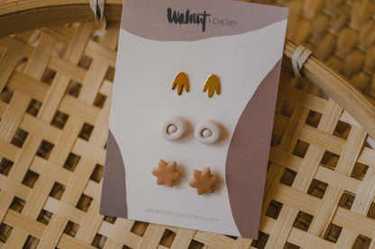 YUNA - small round earrings made of polymer clay in bright colors