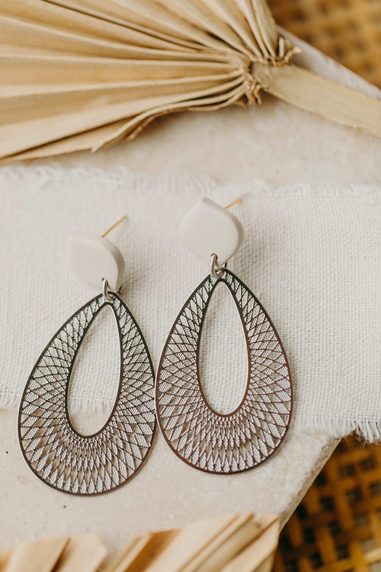 Round polymer clay earrings with drop pendant