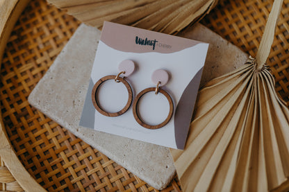 MALIA - round polymer clay earrings in light pink with wooden pendant circle