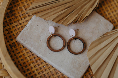 MALIA - round polymer clay earrings in light pink with wooden pendant circle