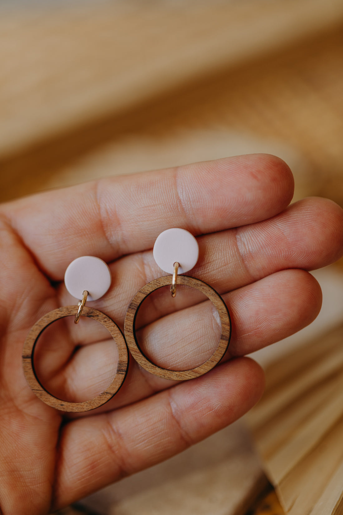 MALIA - round polymer clay earrings in light pink with wooden pendant circle