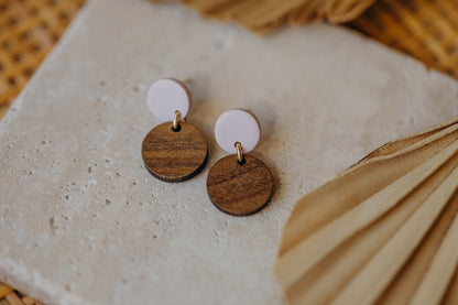 YUMI - round light pink polymer clay earrings with round wooden pendant