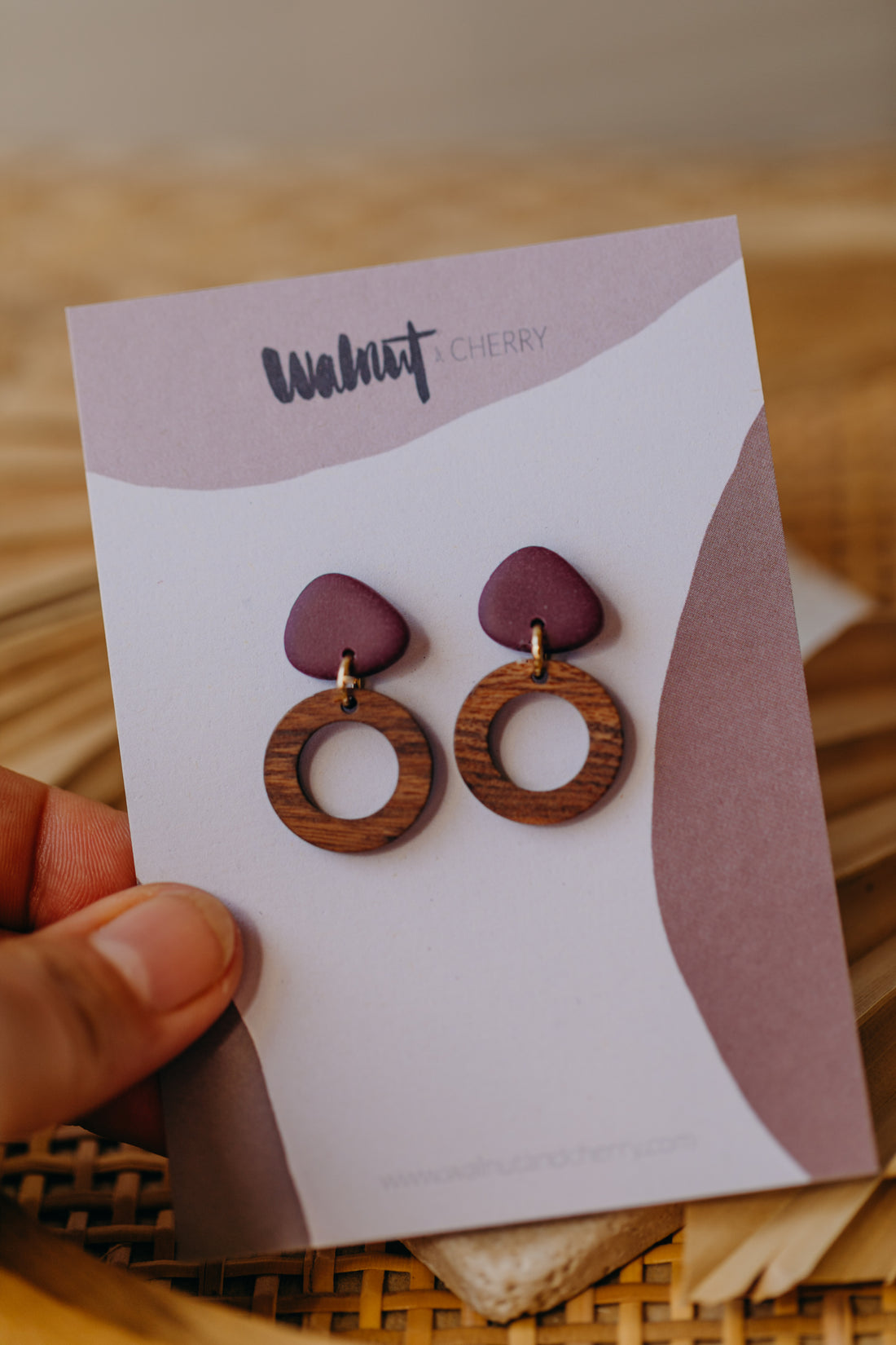 SMILLA - triangular polymer clay earrings in plum with small circle