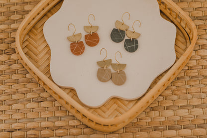MARJA - small drop earrings gold