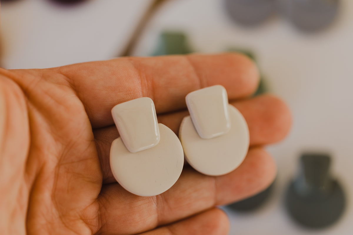 ARTEMIS - Statement Ohrstecker aus Polymer Ton