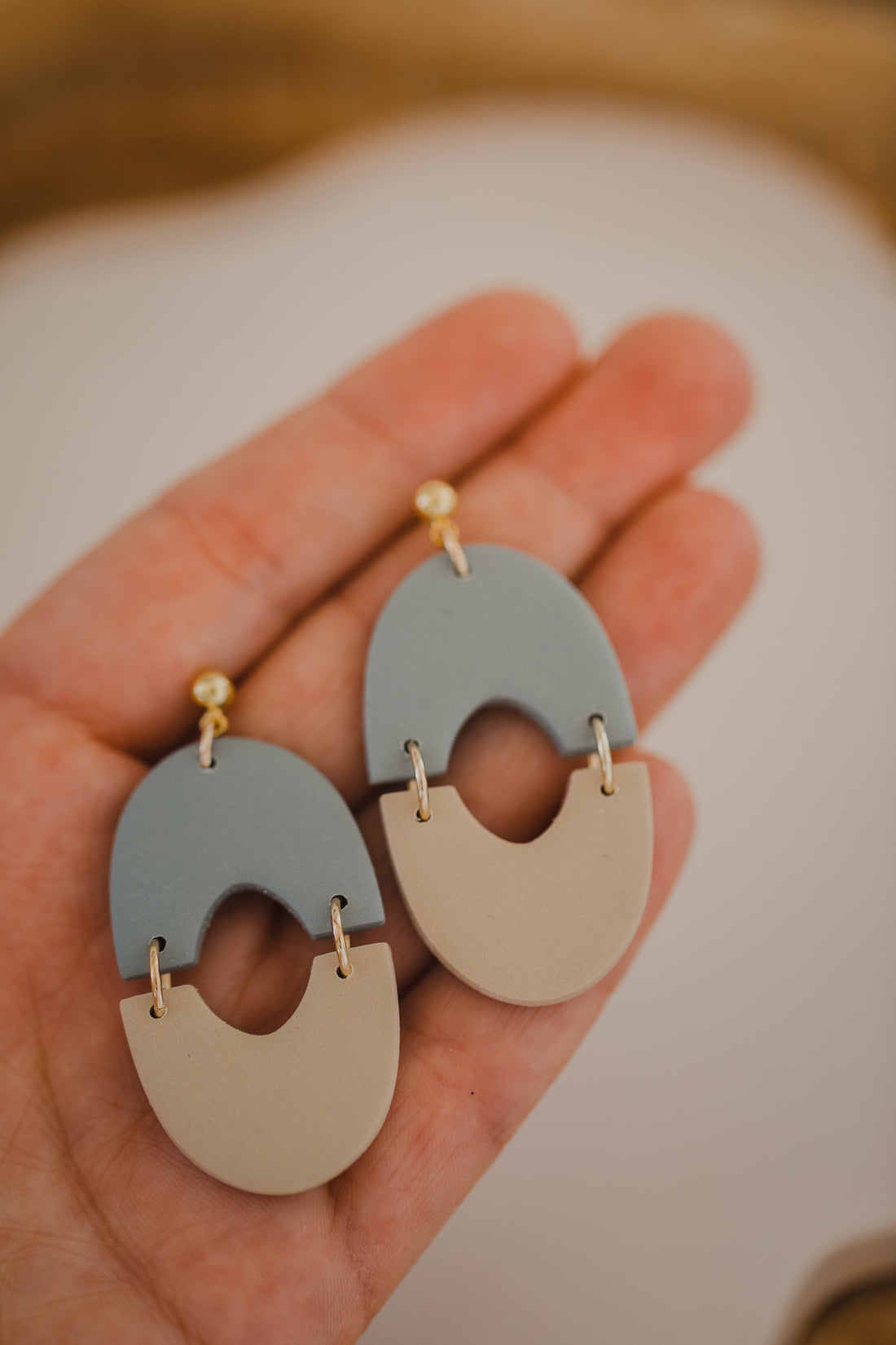 MARJA - small drop earrings gold