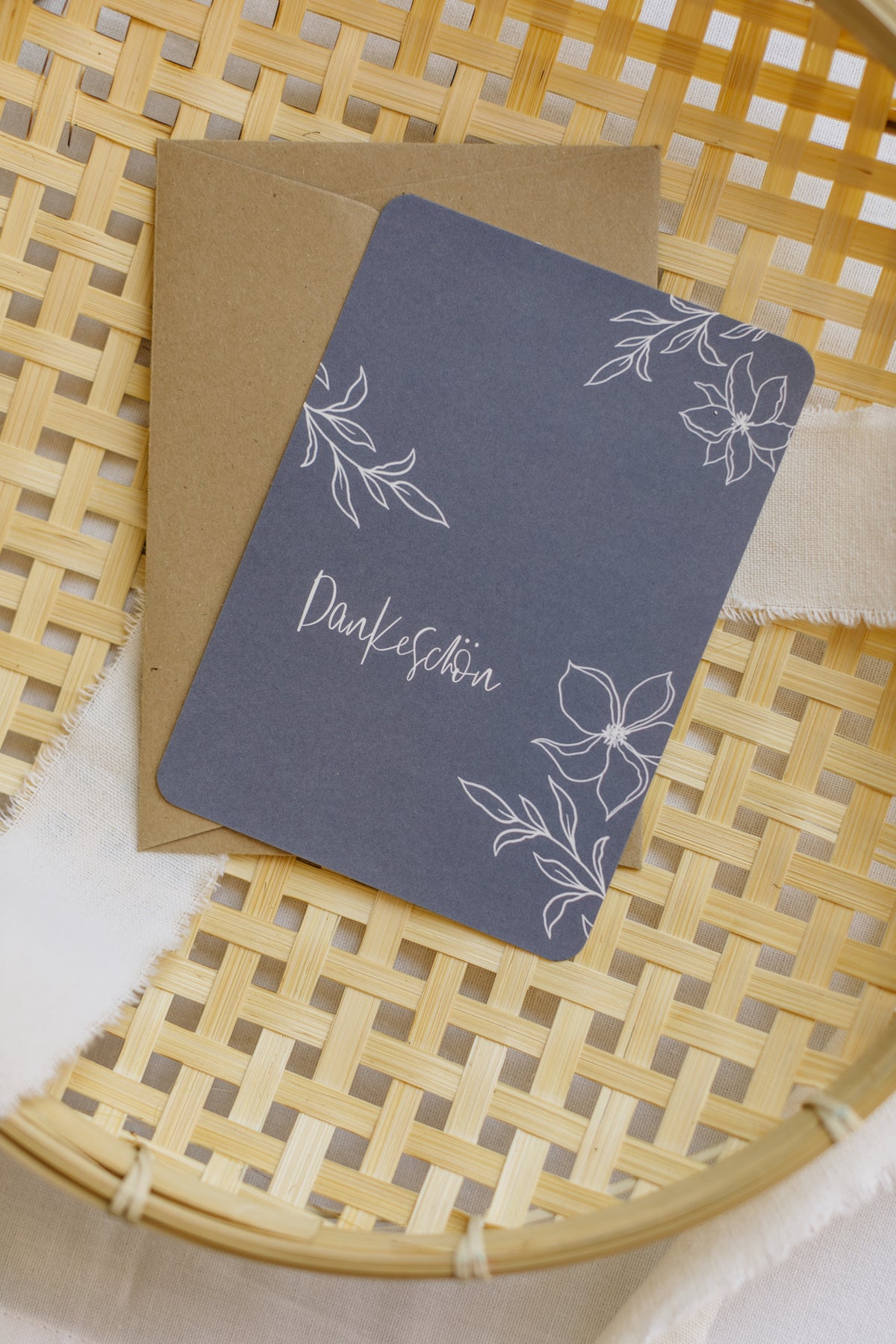 Postkarte "Dankeschön" in dunklem Blau
