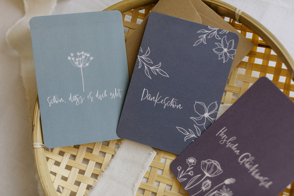 Postkarte "Dankeschön" in dunklem Blau