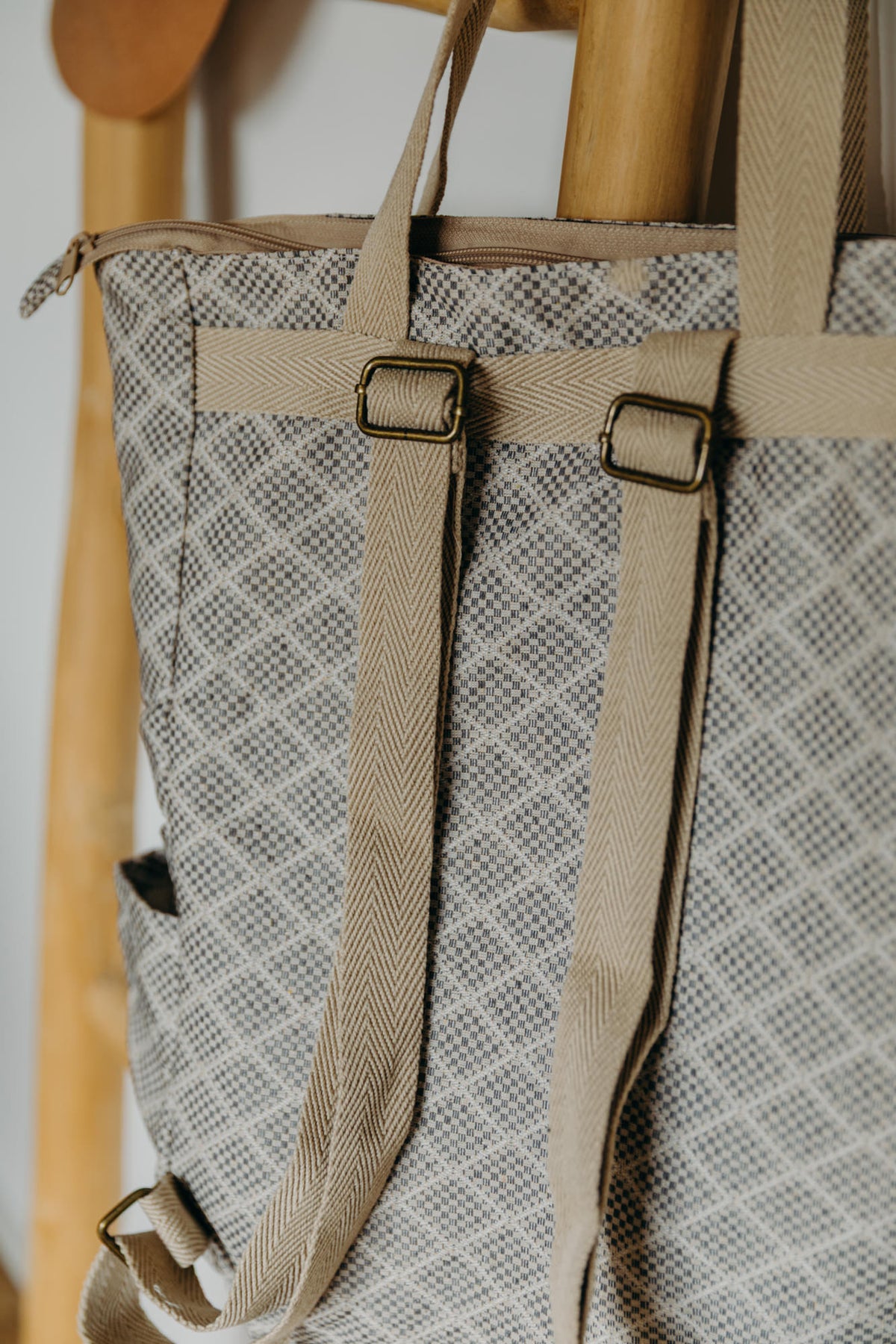 Beiger Rucksack Shopper PANT mit Rautenmuster